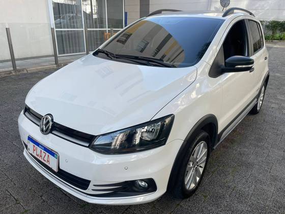 VOLKSWAGEN FOX 1.0 MPI TRACK 12V FLEX 4P MANUAL
